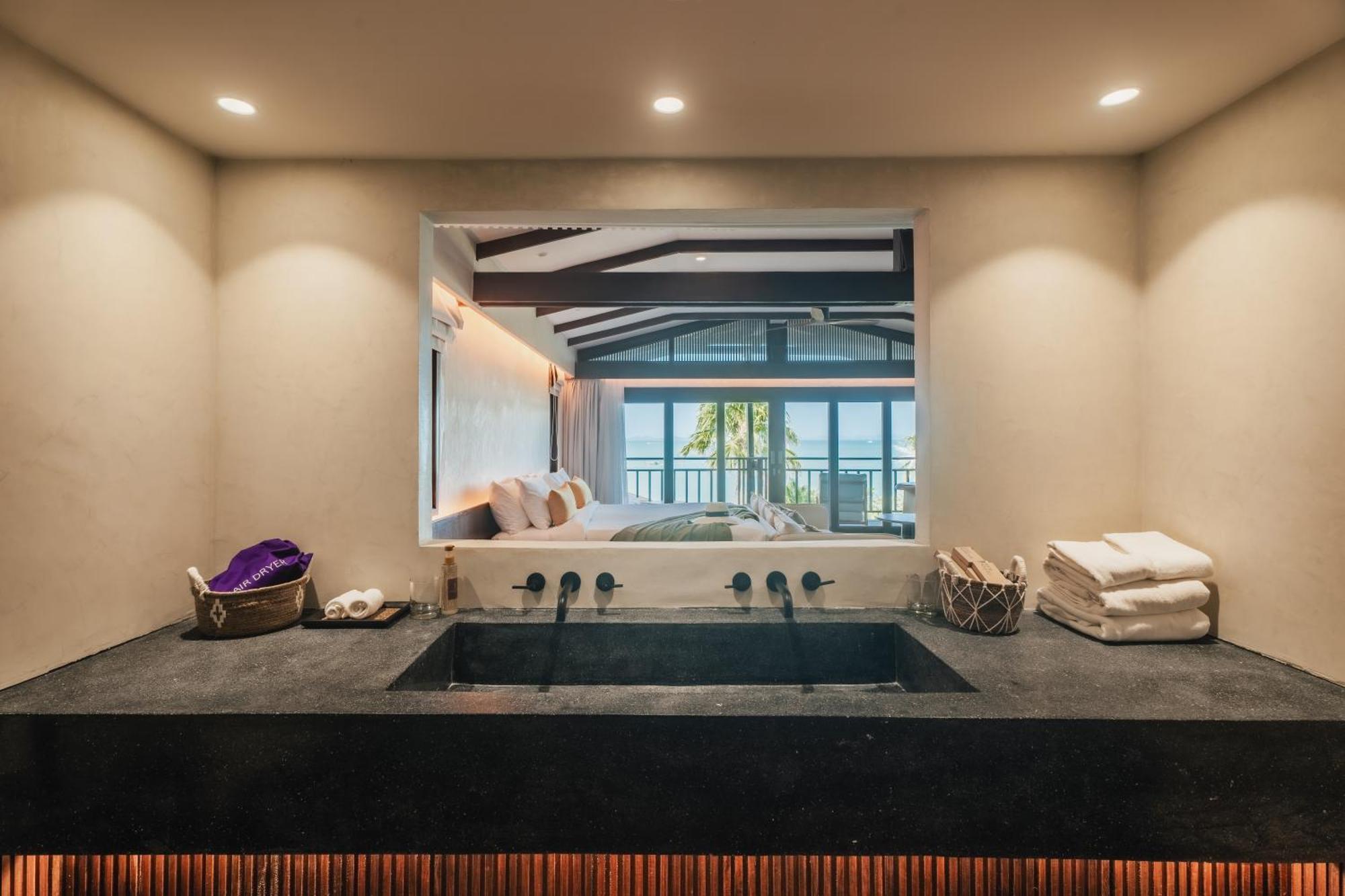 Barcelo Coconut Island, Phuket Hotel Bagian luar foto Bathroom